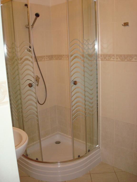 Sport Hotel Pomi ฮาร์ราคอฟ ภายนอก รูปภาพ